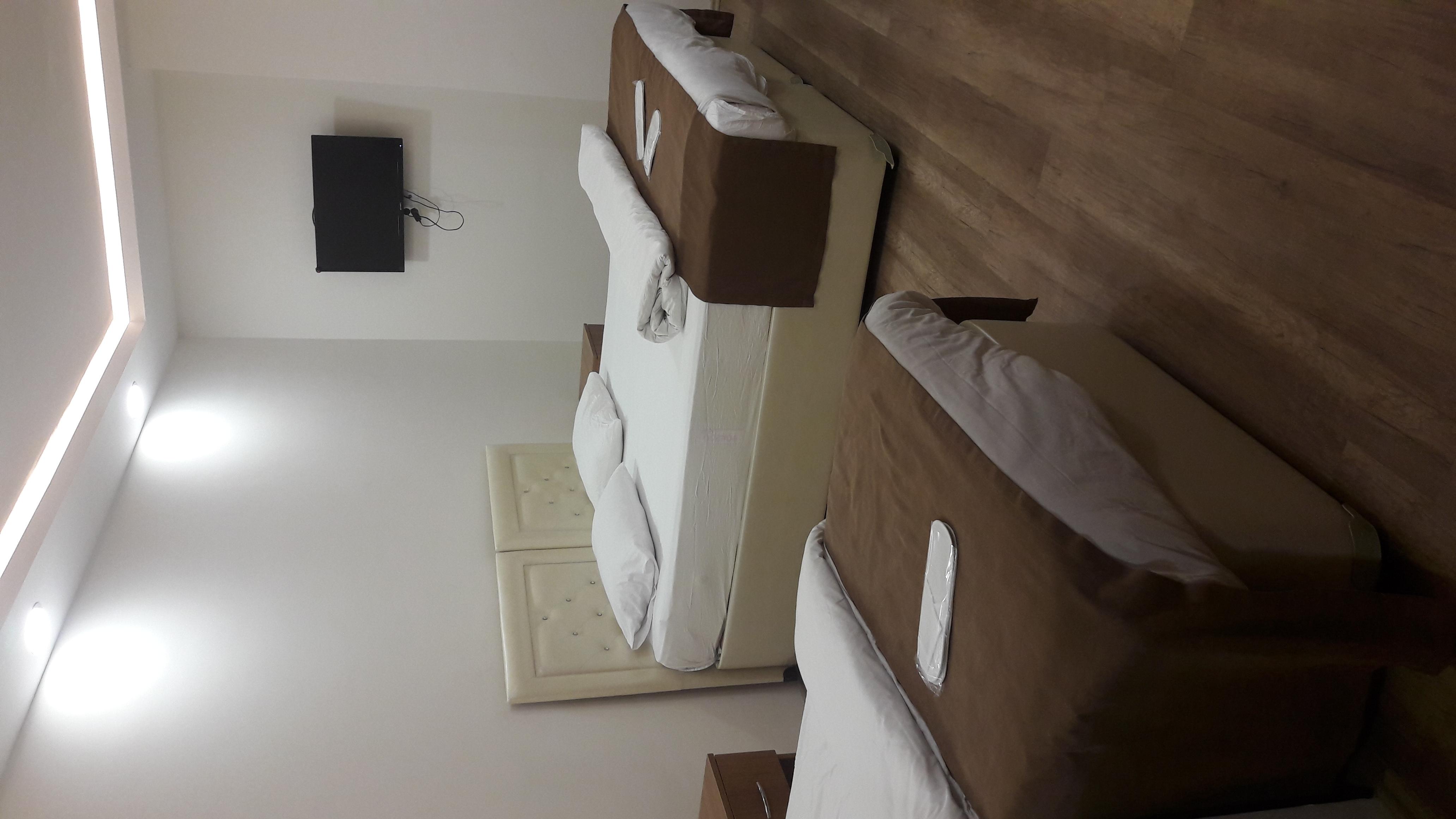 Sanli Hotel Blue ทรับซอน ภายนอก รูปภาพ