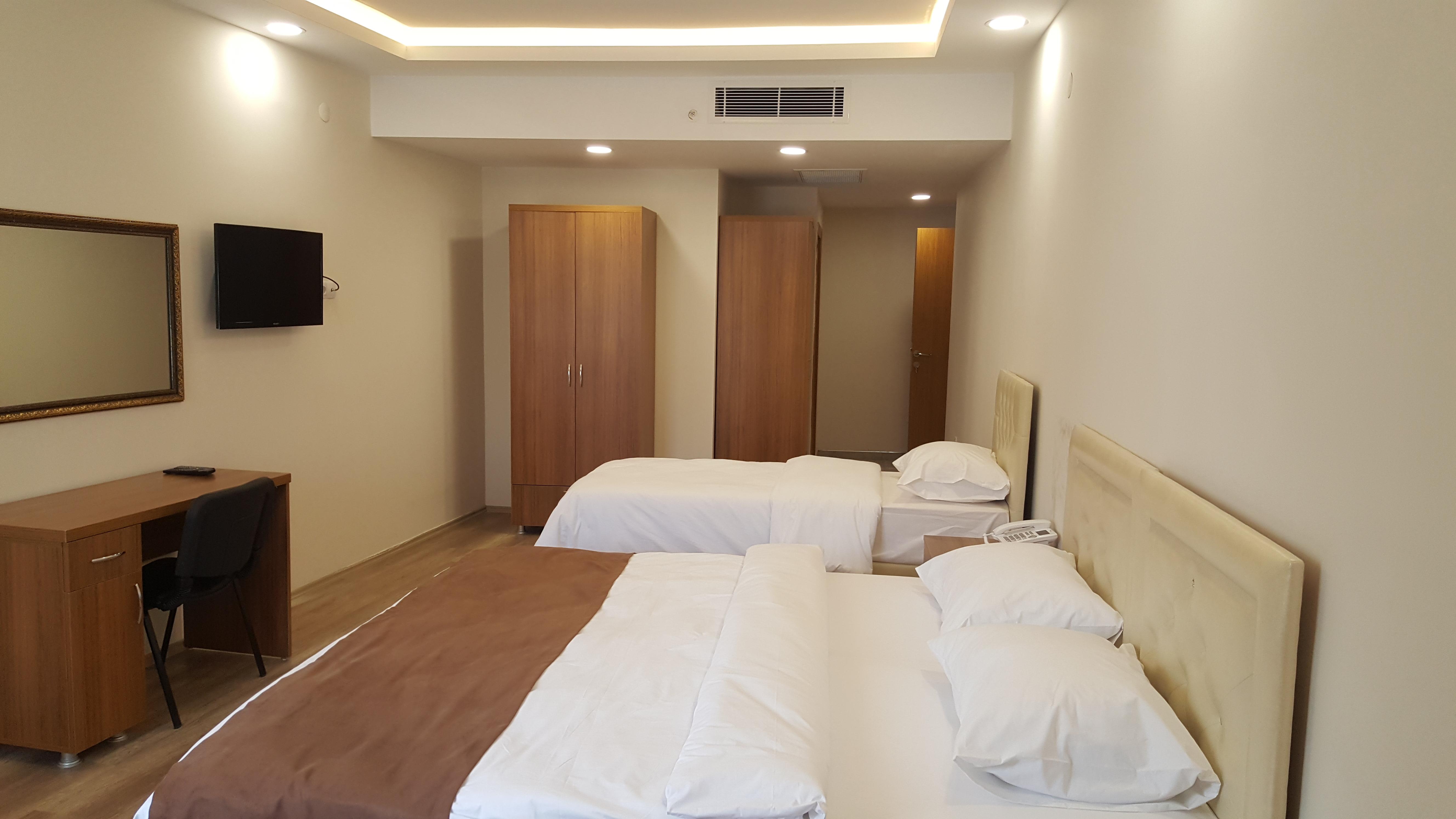 Sanli Hotel Blue ทรับซอน ภายนอก รูปภาพ